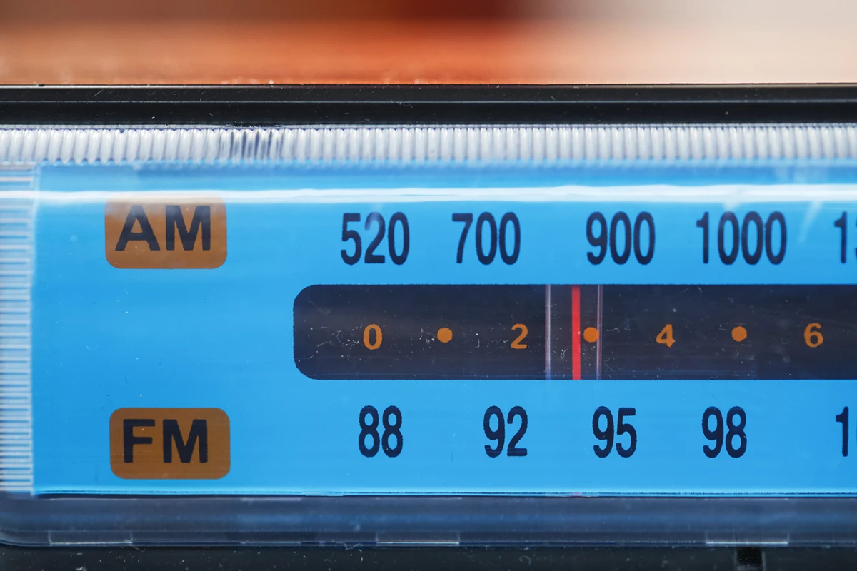 Migração do AM para FM no Brasil: Uma Transformação Necessária no Cenário da Radiodifusão